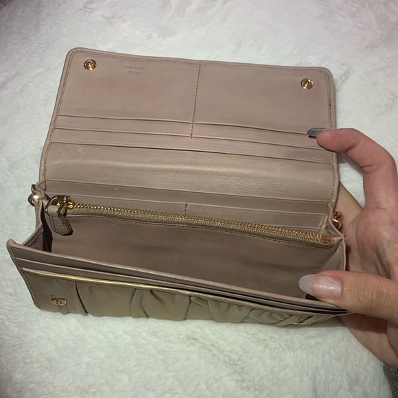 SOLD Authentic Prada wallet on a gold chain - Picture 4 of 10